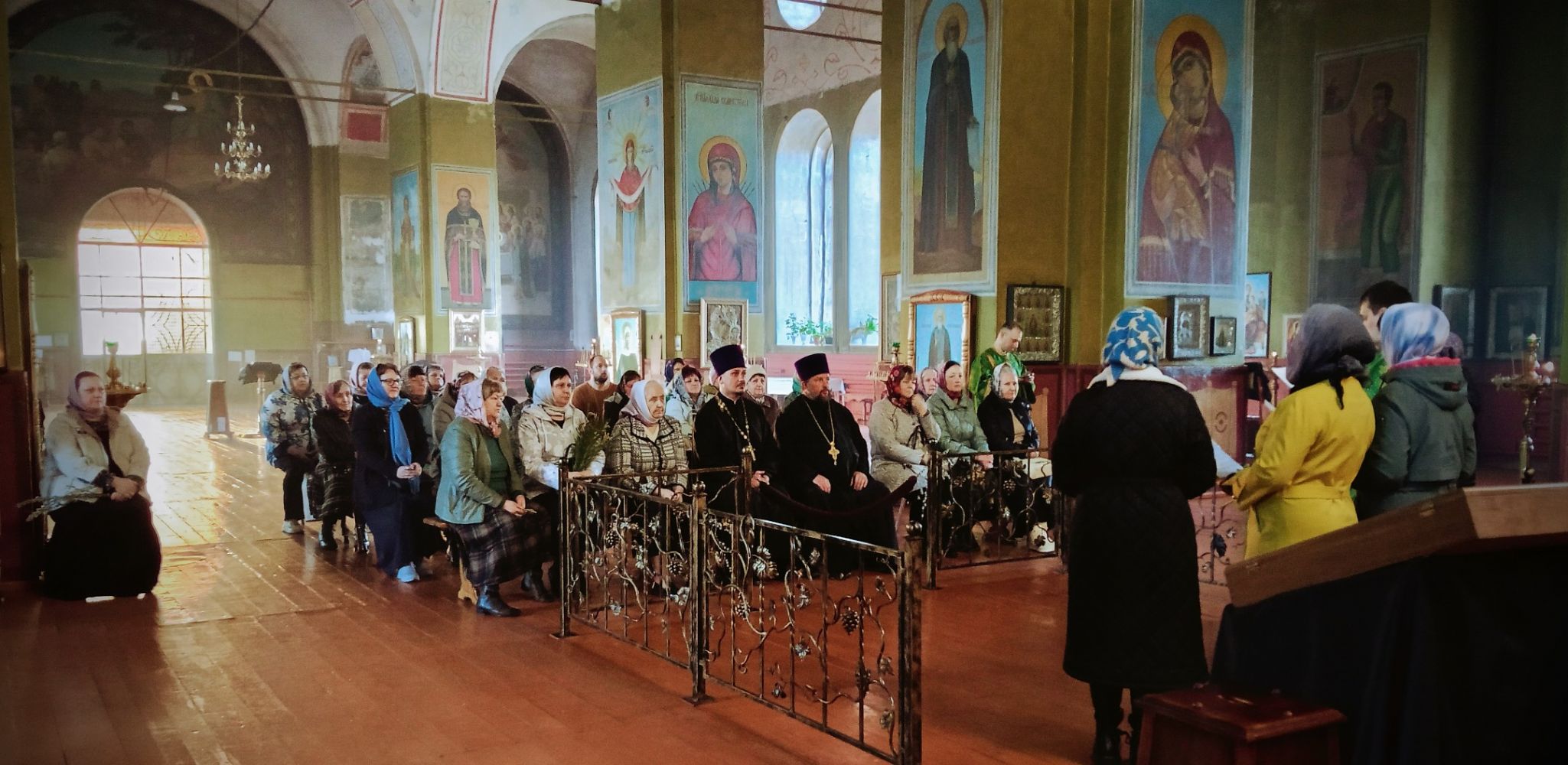 Великопостные песнопения прозвучали в храме Крещения Господня
