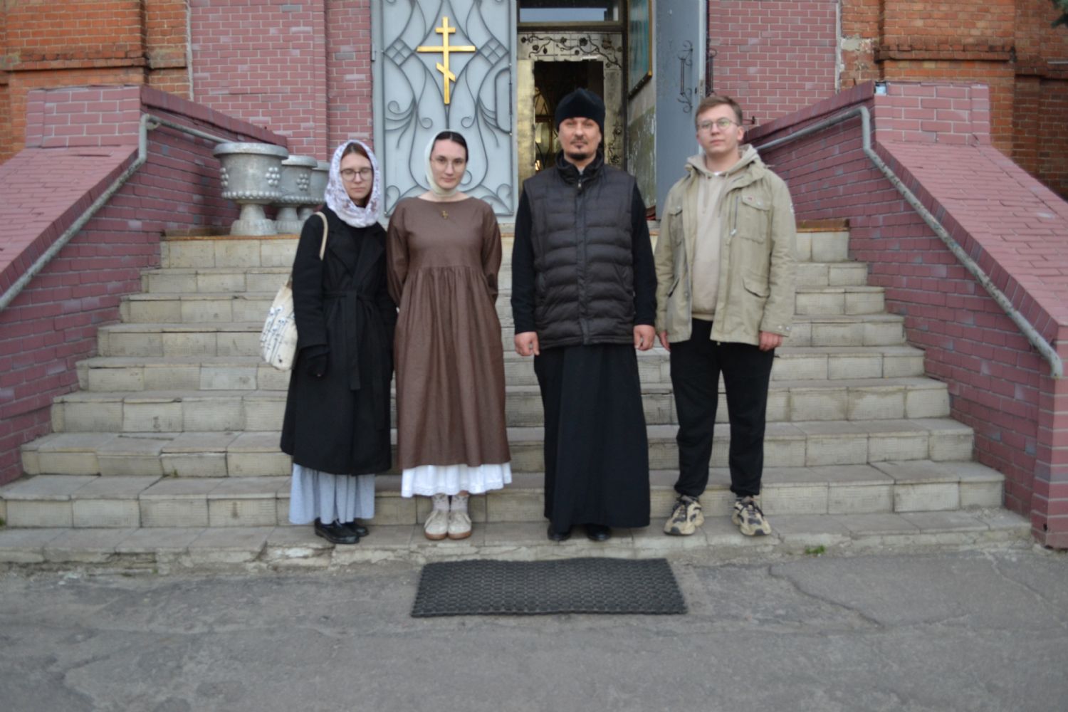 Полевую научную экспедицию студентов МГУ и ПСТГУ приняла Борисоглебская епархия